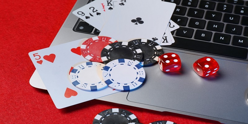 Giải trí online với live casino VVVwin tại nhà